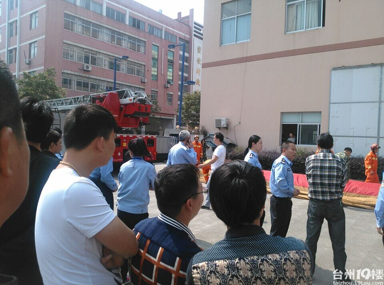 黄岩新前工业园区-凶杀案-我看见的-讲白搭-台