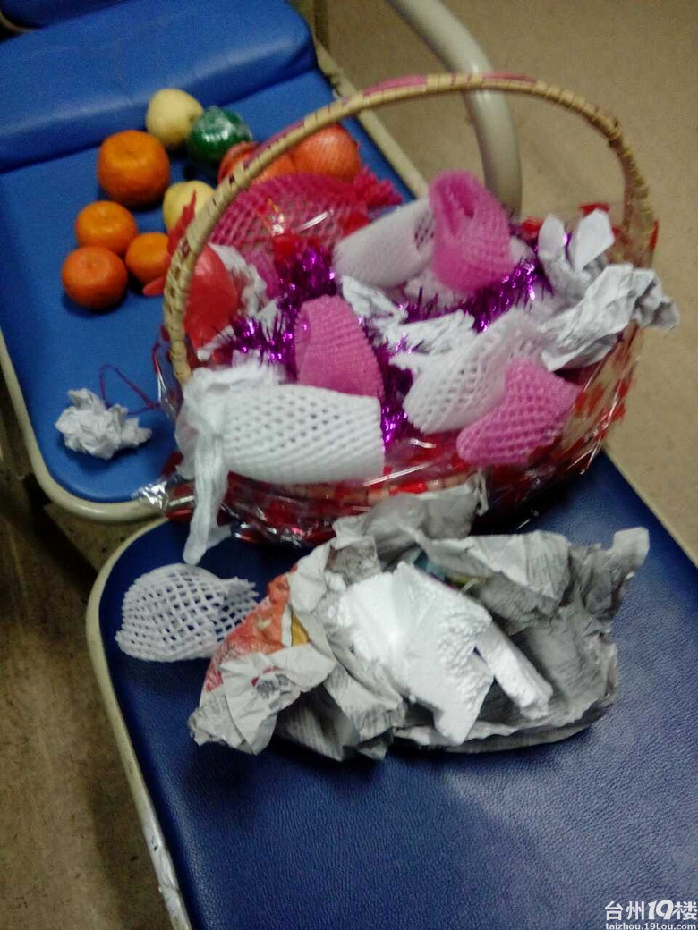 看望病人买个水果篮一百多 里面就是这种东西