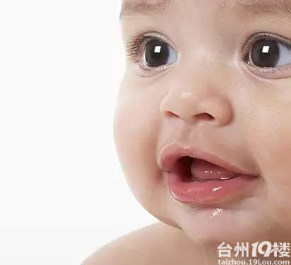 宝宝长牙居然这么痛苦,很多爸妈都不知道!