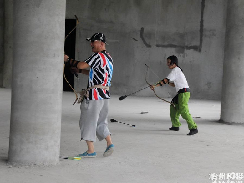 弓箭版真人CS对战-长潭水库-台州19楼