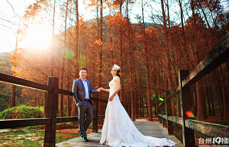 【卡希私人摄影会所】临海红树林婚纱客片!-拍