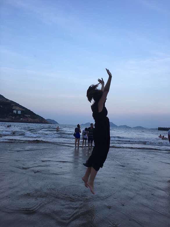 �������µ���  �������ҳ��緹  �ٿ���