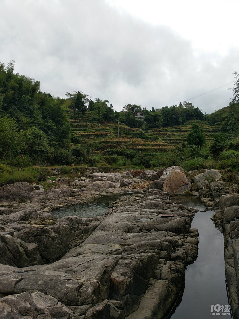 汇溪镇仙人桥留山村随摄