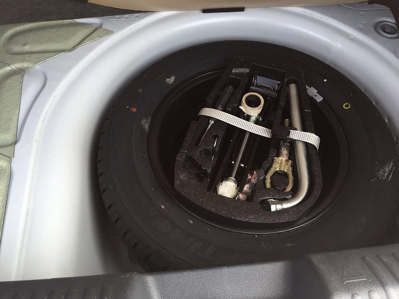 ת�����ŵ�С��POLO