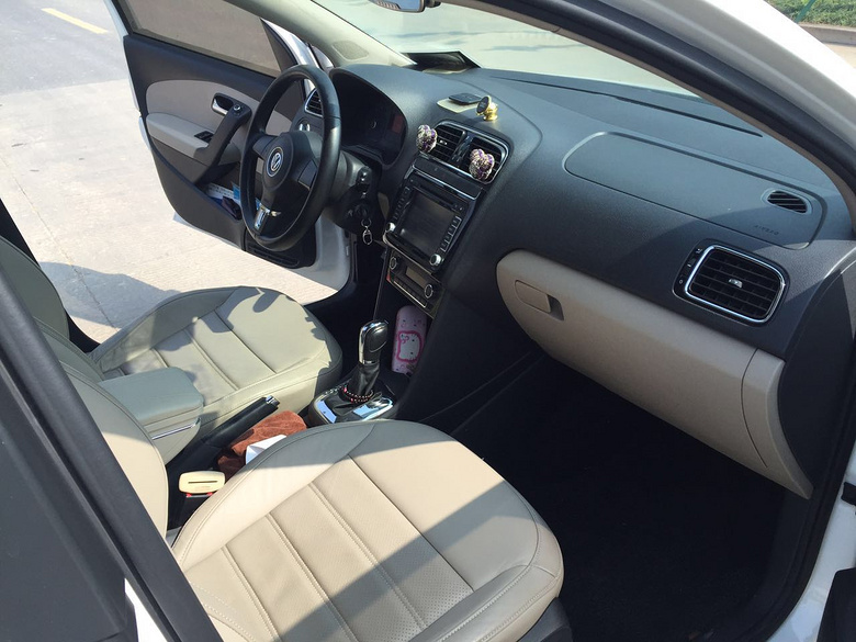 ת�����ŵ�С��POLO