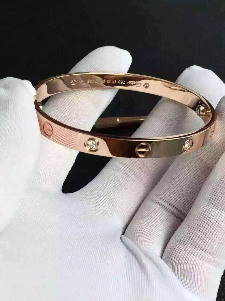������18K ����������