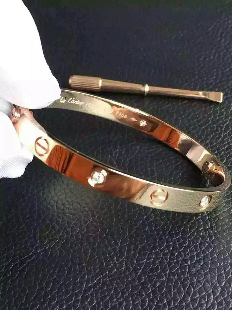 ������18K ����������