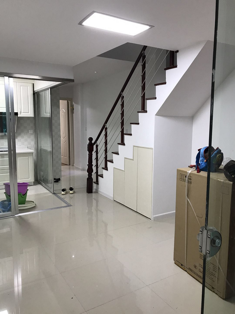 ����·�ڷ��ݳ���