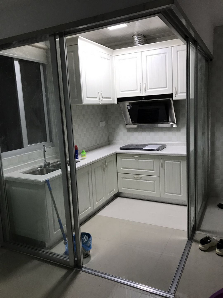 ����·�ڷ��ݳ���