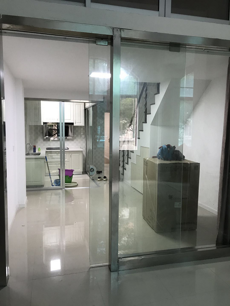 ����·�ڷ��ݳ���