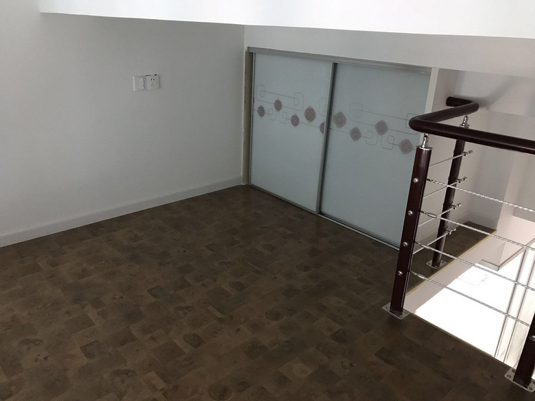 ����·�ڷ��ݳ���