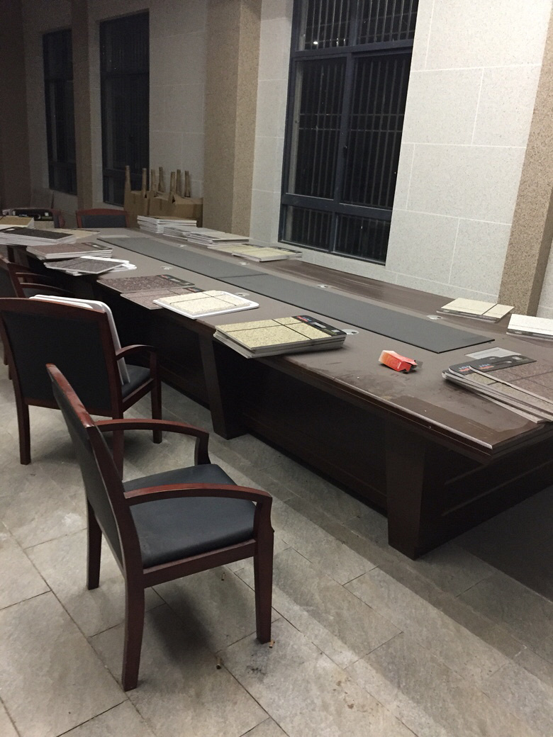 ����һ���칫�Ҿߺ��豸