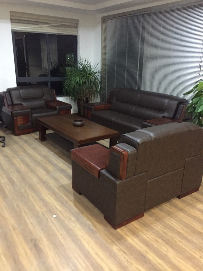 ����һ���칫�Ҿߺ��豸