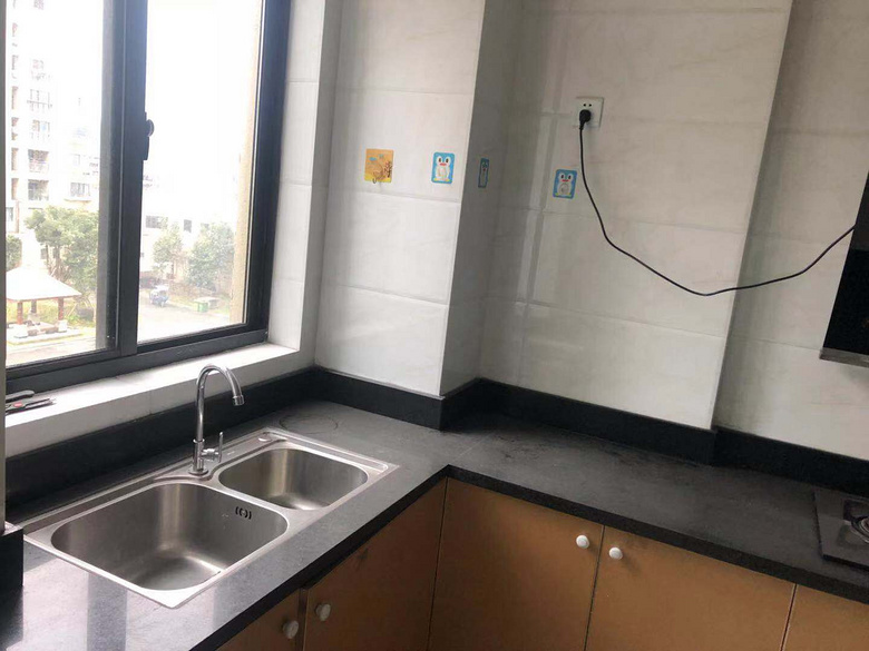 ·�ŷ��ݳ���