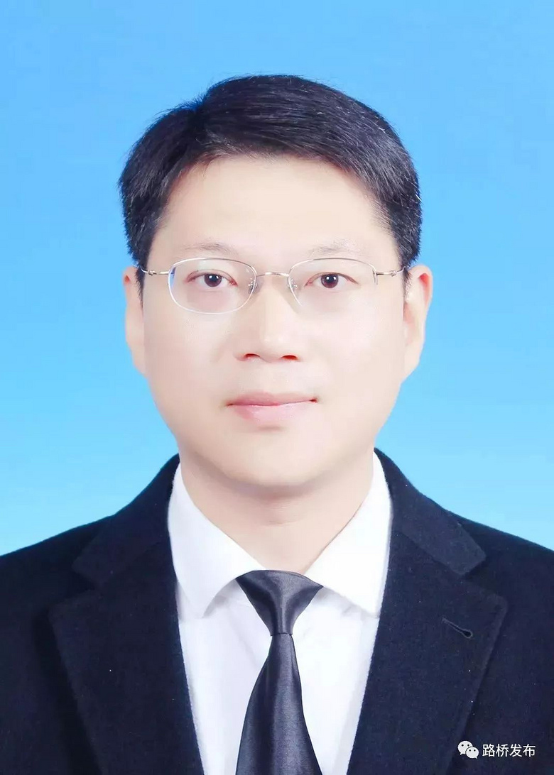 路桥区拟提拔任用区管领导干部任前公示通告