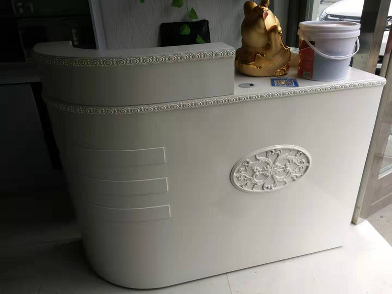 ת����  ����̨