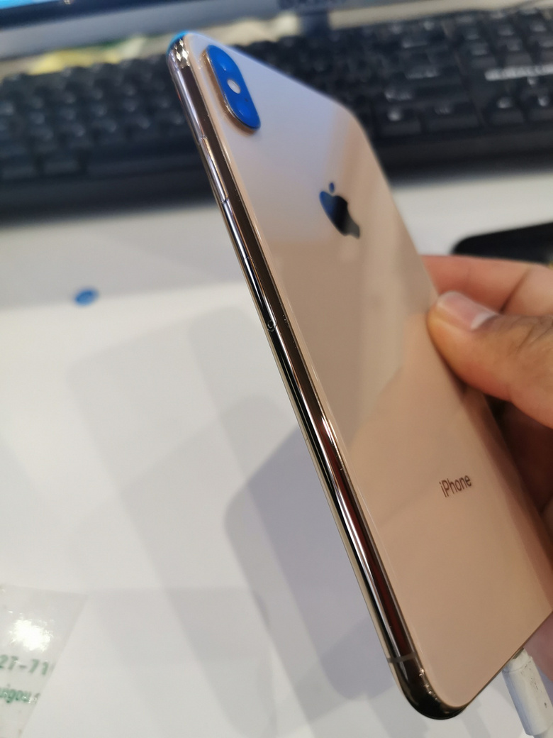 iphone xsmax 64GB���н�ɫ