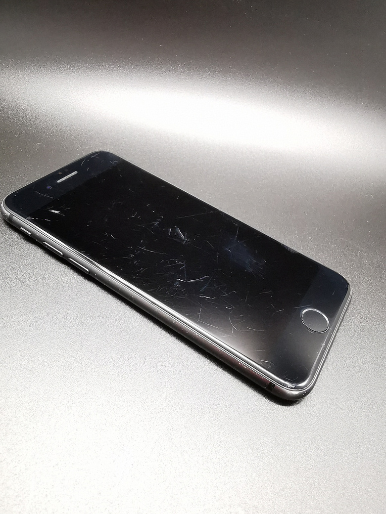 iphone 8�� 64G�л�