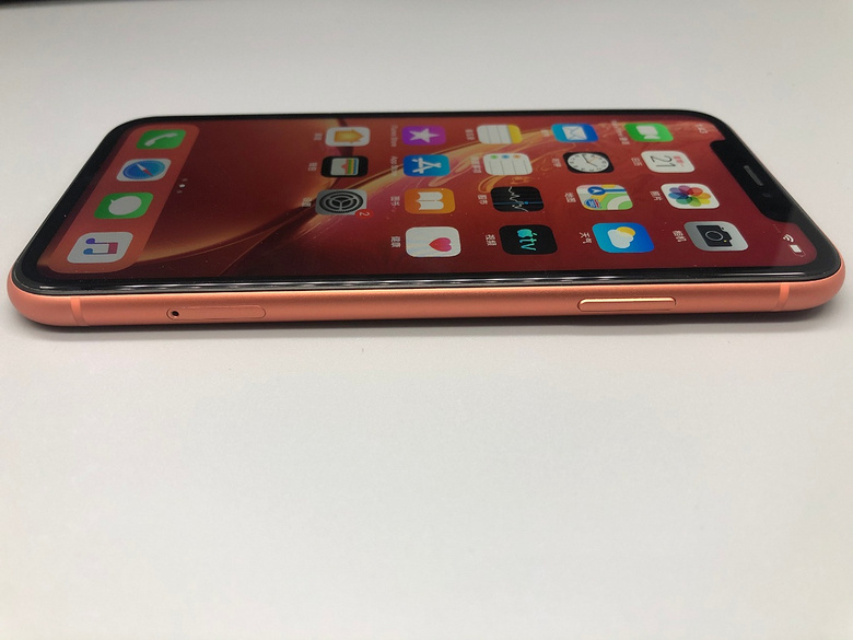 iphone xr 128G ����ɺ��ɫ