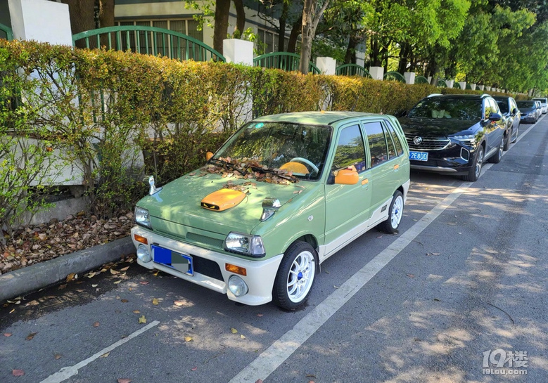 汽车街拍好新的奥拓大王子