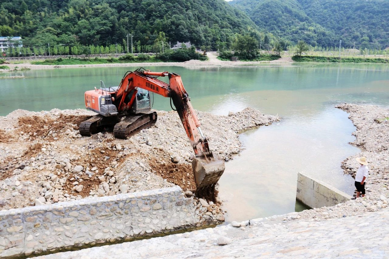 长潭水库又添一道绿色屏障