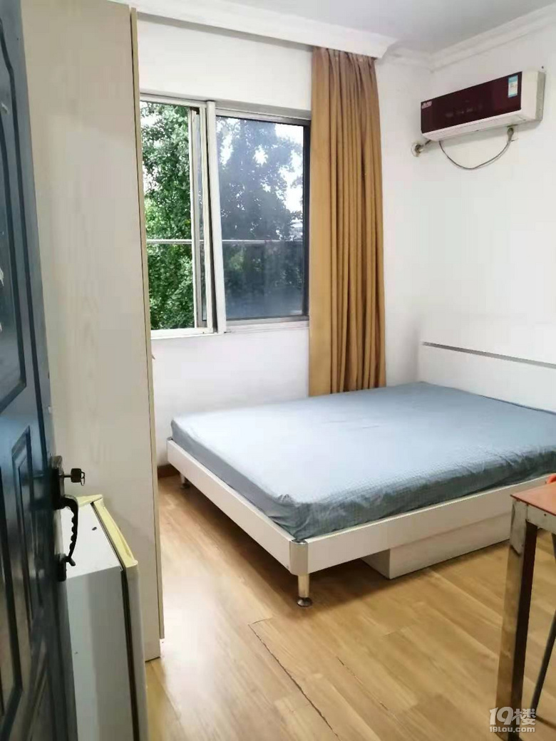 网球场地租赁价格_网球双打场地平面图_网球大满贯场地图片