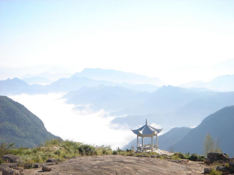 6月19日下午台州运动群8人游览富山大裂谷图