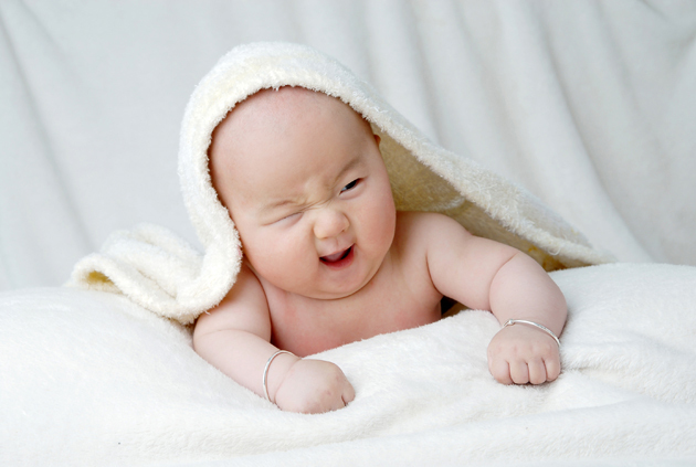 秀秀我家拍摄的100天小宝宝,超可爱!-孩爸妈聊