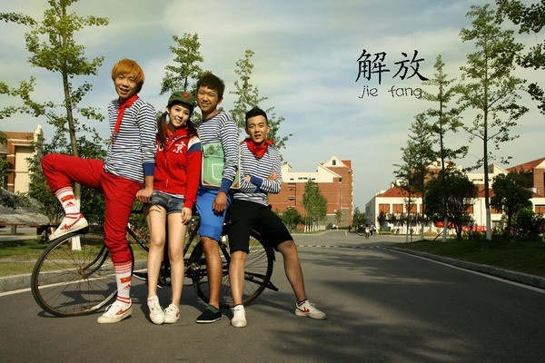 【时尚话题】国货潮流!海魂衫,回力鞋,今天你穿