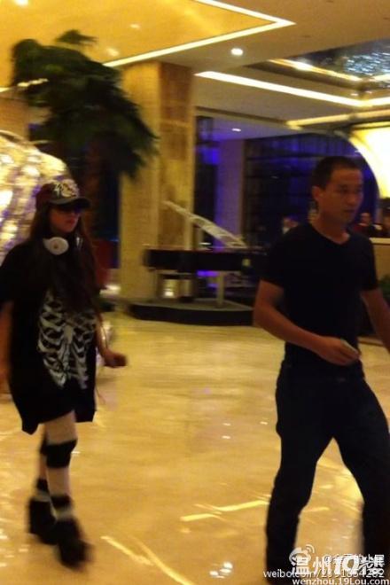 <em>阿妹张惠妹温州演唱会</em>彩票现场 素颜照大曝光