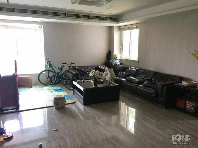 温州龙湾区租房-4室 2厅 2卫 0阳台 -租金元-