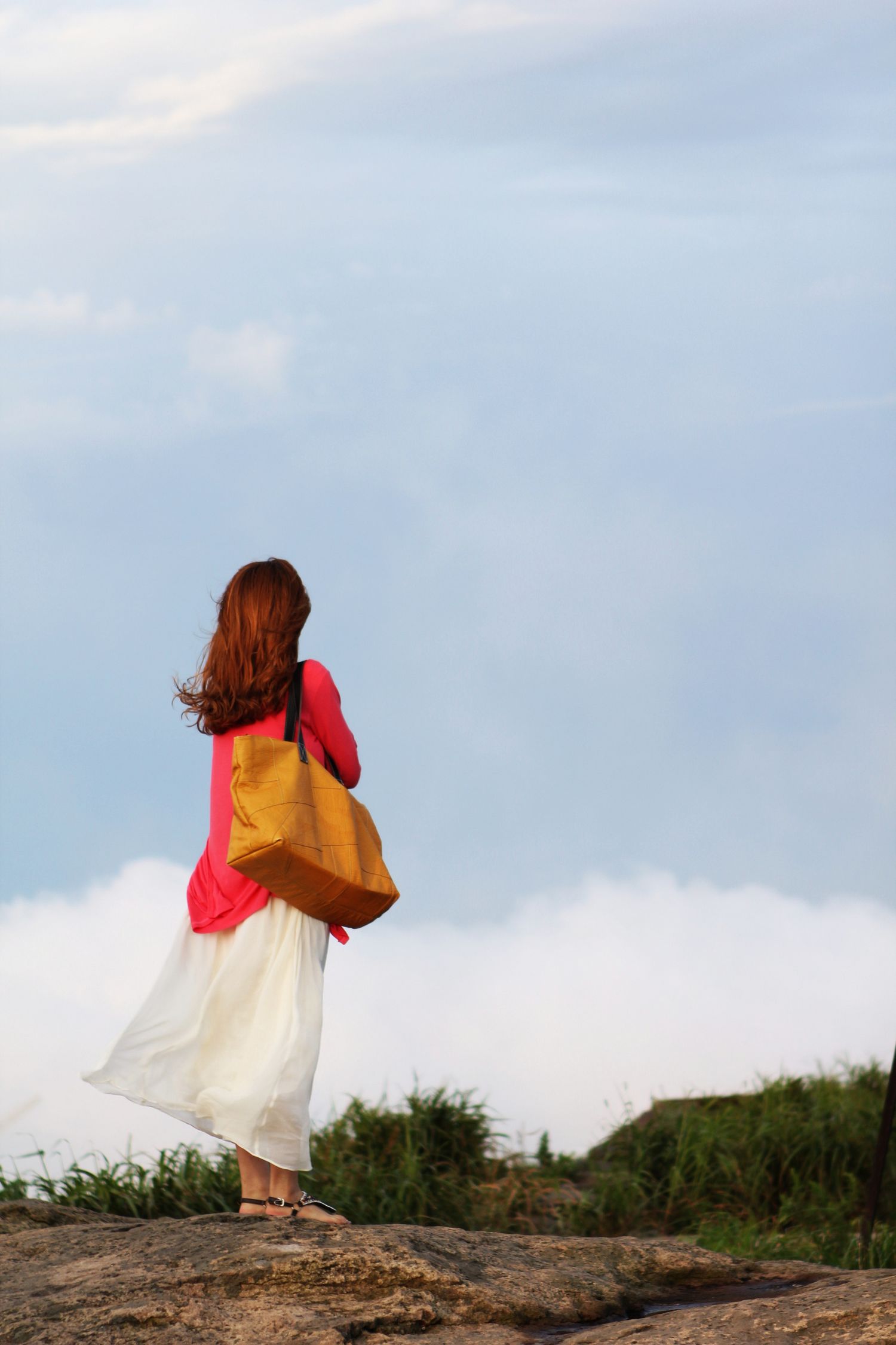 <em>她的背影</em>原版吉他谱分享_<em>她的背影</em>原版吉他谱