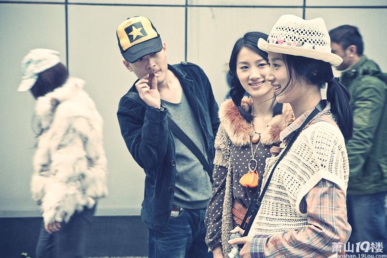 陪<em>双胞胎姐妹</em>花一日游,我<em>享受</em>到了高帅富的乐