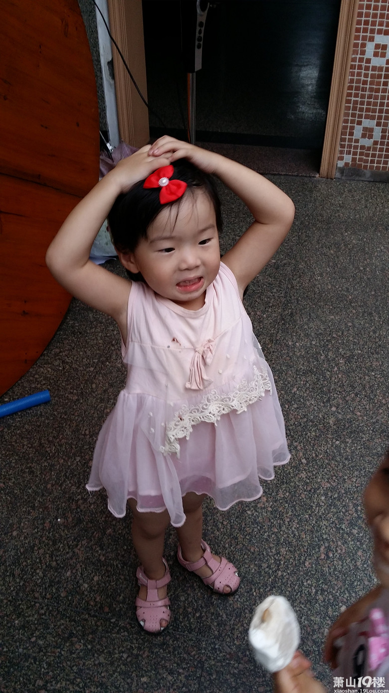 【小泡】<em>小姐妹</em>的聚会真的好嗨皮~自己diy发夹