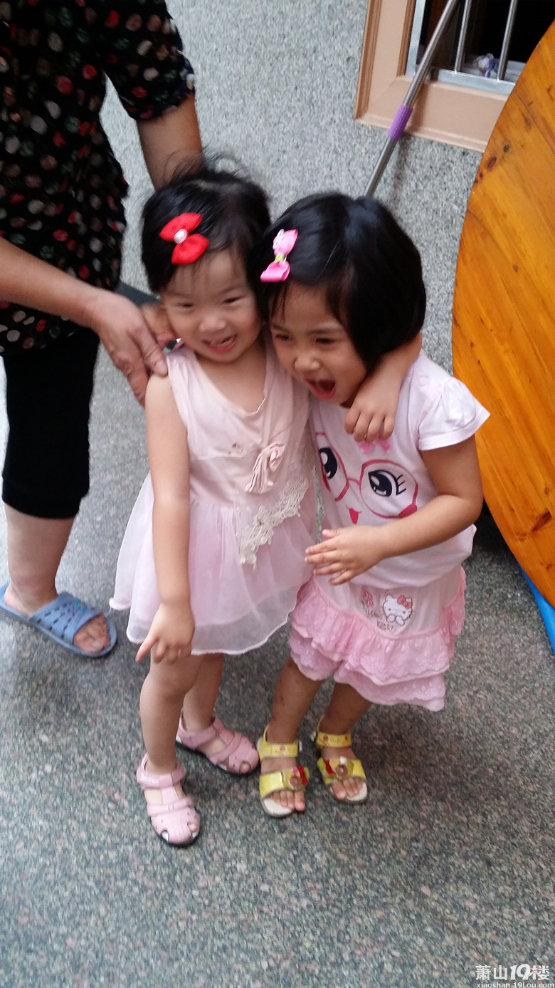 【小泡】<em>小姐妹</em>的聚会真的好嗨皮~自己diy发夹