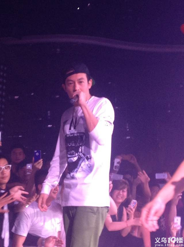 冠希的<em>淫淫</em>一笑,又将迷倒千万<em>女性</em>-我要说的-义