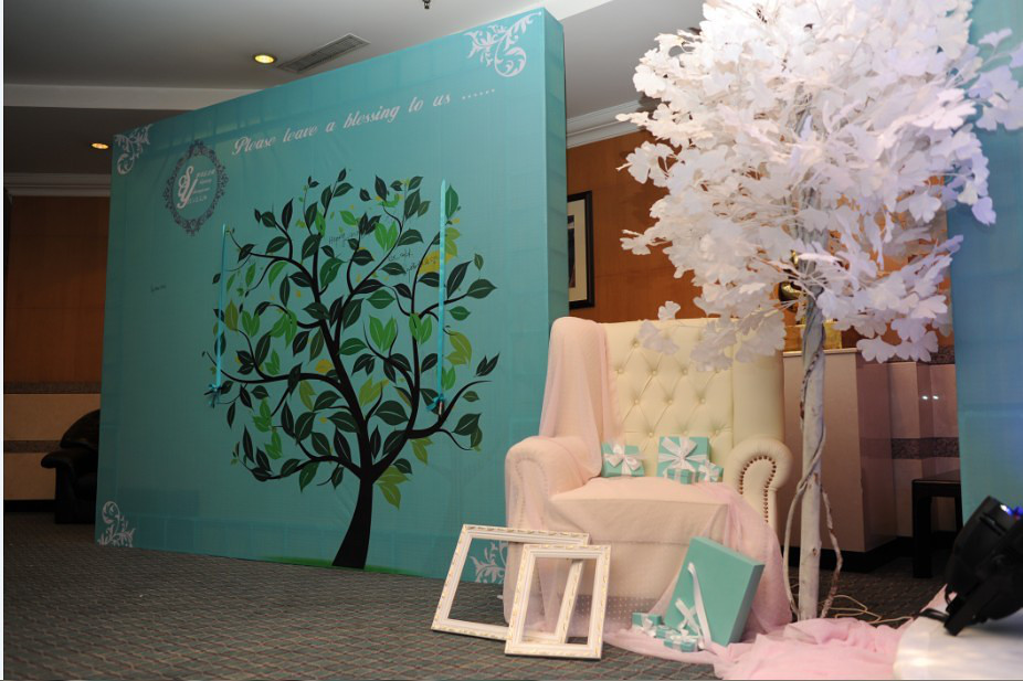 新天地外景哒啉婚庆布置,我<em>最好姐妹</em>的完美婚