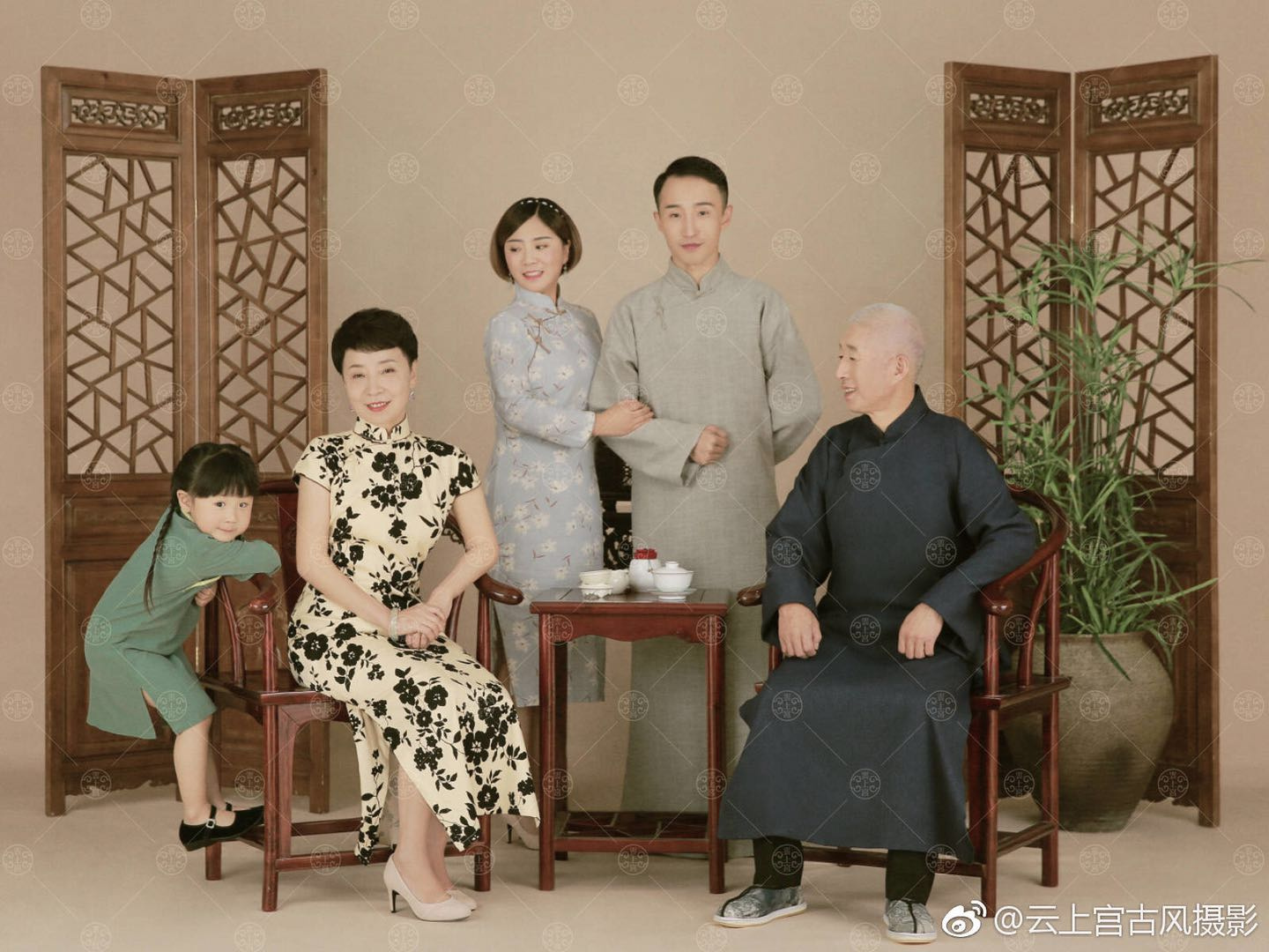 长春# #长春旗袍写真# #民国风全家福