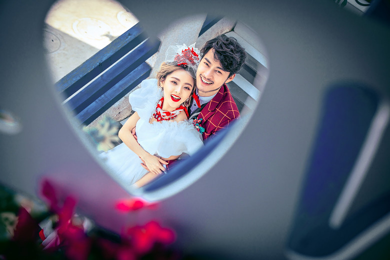 ������Ƭϵ�С����Ե��к���