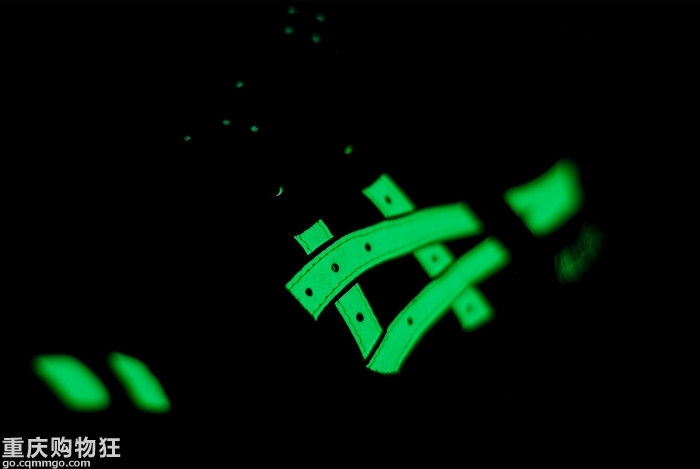 ���Ƽ�Щ�ʺ�Ů�޶������˶�Ь��