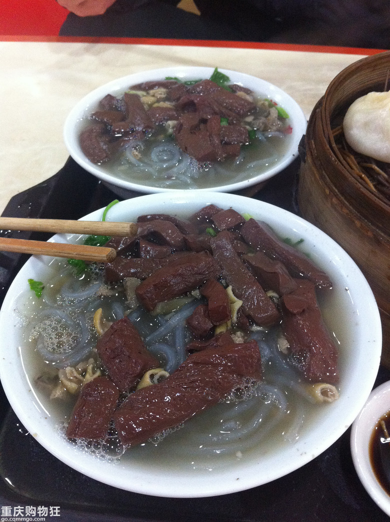 生煎包 灌汤包 酱肉包~~~包子开会啦！