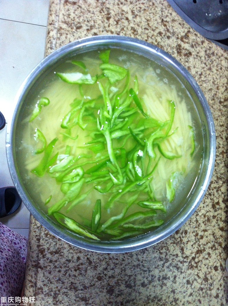 自制家常土豆丝拌面,喜欢面食的请进噢