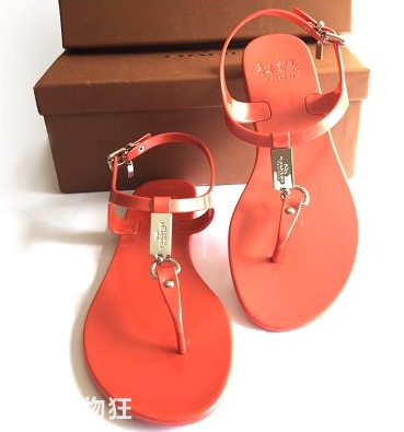 coach果冻夹脚凉鞋，有人跟我拼不？