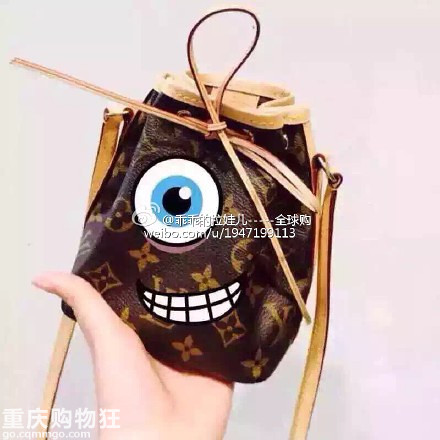 LV nano bag，夏天上街真的就靠它了，简直乖伤了