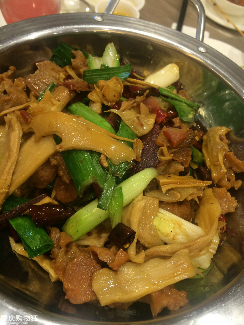 一桌子肉安逸~~+【购物狂试吃品云轩私房菜】