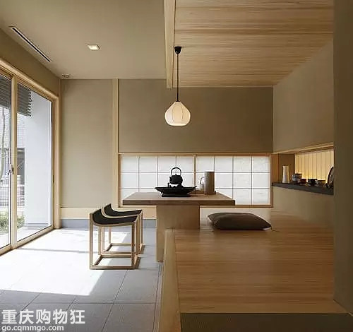 集收纳、茶室、卧室于一身的榻榻米，在家也能实现