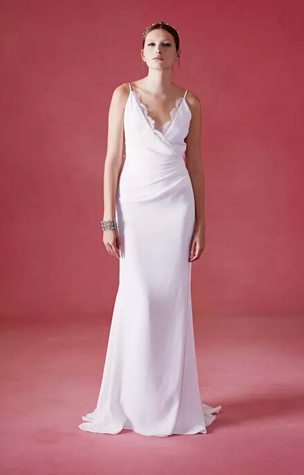 平胸怎么穿婚纱教你几招不用胸垫也能骄傲的撑起一场完美婚礼