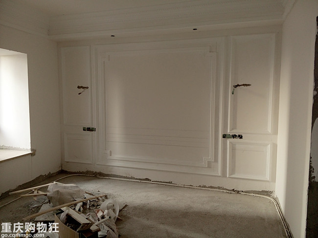 װ�����ұ���ǽ