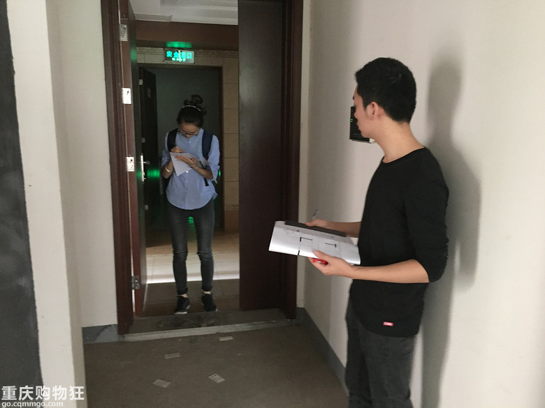 //现代和简约//北滨路招商江湾城小平层装修记录