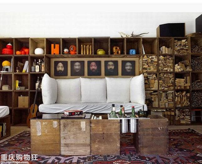 300只旧木箱打造趣味Loft 公寓